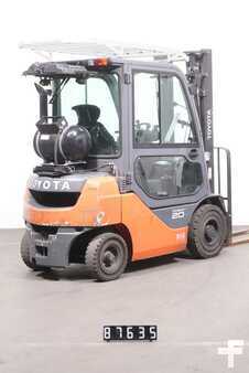 Treibgasstapler 2020  Toyota 06-8FG20F (2)