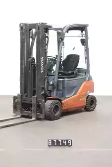 Electric - 4 wheels 2017  Toyota 8FBMK20T Li-Ion (1)