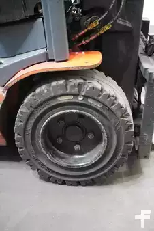 Electric - 4 wheels 2017  Toyota 8FBMK20T Li-Ion (6)