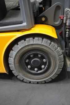 Sähkö - 3 pyör 2017  Jungheinrich EFG 216 (6)