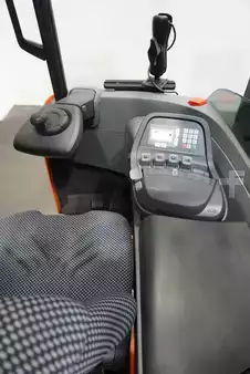 Schubmaststapler 2018  Toyota RRE140H (3)