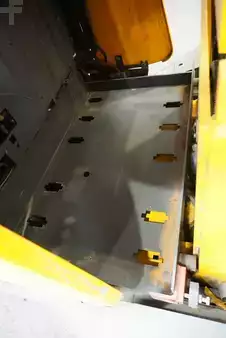 Tolóoszlopos targonca 2004  Jungheinrich ETVQ25 (4)