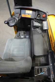 Carelli retrattili 4 vie 2011  Jungheinrich ETVQ25 (3)