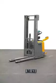 Stoccatori 2019  Jungheinrich ERC 214z Li-Ion (1)