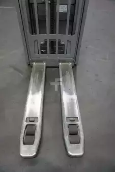 Stoccatori 2019  Jungheinrich ERC 214z Li-Ion (5)