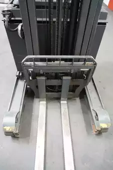 Työntömastotrukki 2020  Linde R 16-01 (5)