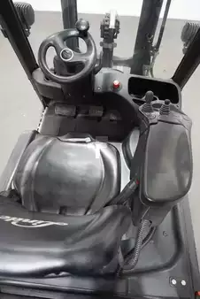 Elektrisk- 3 hjul 2018  Linde E 14-02 (3)