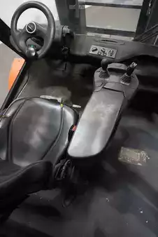 LPG VZV 2017  Linde H 70 T-03 (3)