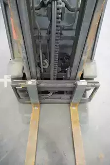 Gázüzemű targoncák 2018  Linde H 18 T-01 (5)