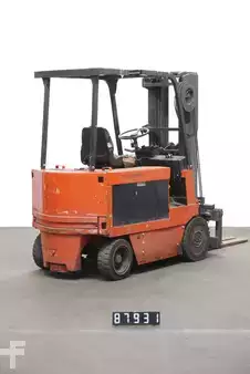 Elektryczne 4-kołowe 1996  CAT Lift Trucks M70B (2)