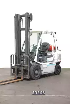 Chariots élévateurs GPL 2019  Unicarriers U1D2A25LQ (1)