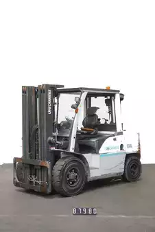 Diesel truck 2018  Unicarriers DG1F4A50Q (1)
