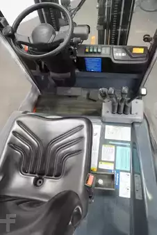 Eléctrica de 3 ruedas 2014  Toyota 7FBEST15 (3)