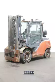 LPG VZV 2020  Toyota 8FG50N (1)