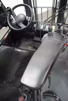 Elektromos 4 kerekű 2019  Toyota 8FBMKT25 (3)