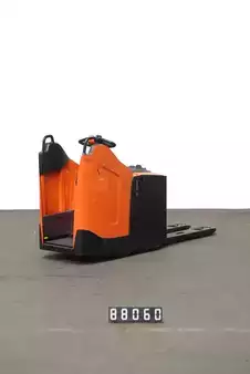 Electric Pallet Trucks 2020  Toyota LPE 250 (1)