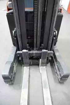 Schubmaststapler 2019  Toyota RRE 250 H (5)