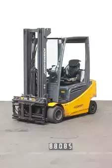 El Truck - 4-hjul 2014  Jungheinrich EFG 318 (1)