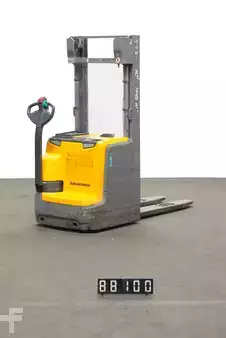 Magasemelésű béka 2020  Jungheinrich EJC 216 (2)