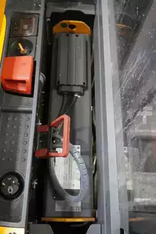 Stapelaars 2018  Jungheinrich EJC 110 Li-Ion (4)