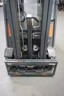 Chariots élévateurs GPL 2012  Linde H 16 T-01 (5)
