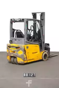 3-wiel elektrische heftrucks 2022  Jungheinrich EFG 220 Li-Ion (2)
