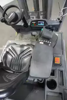 Sähkö - 3 pyör 2019  Jungheinrich EFG 215 (3)