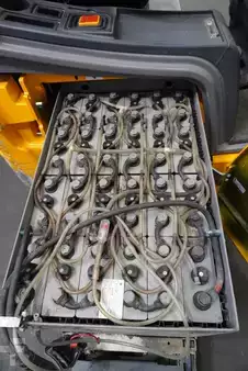 Sähkö - 3 pyör 2019  Jungheinrich EFG 215 (4)