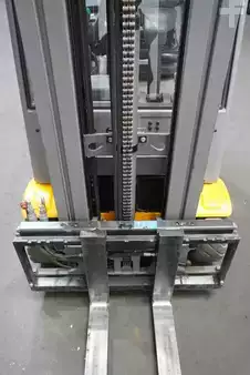 Sähkö - 3 pyör 2019  Jungheinrich EFG 215 (5)