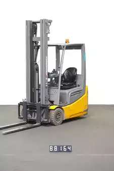 Elektro tříkolové VZV 2018  Jungheinrich EFG 213 (1)