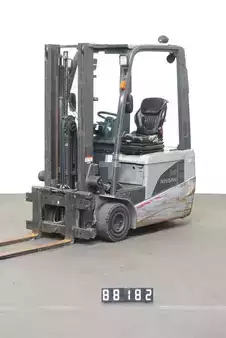 Elektromos 3 kerekű 2006  Nissan 1N1L18Q (1)