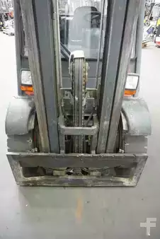 Chariots élévateurs diesel 2015  Linde H 45 D-02 (5)