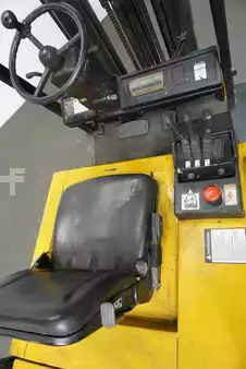 Elektromos 4 kerekű 1999  Yale ERP20ALF  E2595 (3)