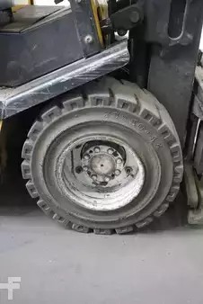 Elektromos 4 kerekű 1999  Yale ERP20ALF  E2595 (6)