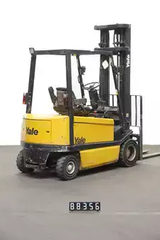 Elektro 4 Rad 2003  Yale ERP30ALF V2745 (2)