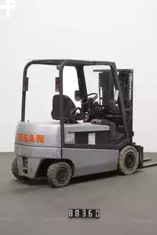 Elektromos 4 kerekű 2003  Nissan GQ02L25CU (2)