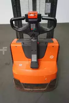 Stacker pedestre 2015  BT SWE120 (3)