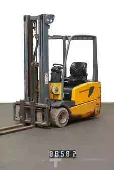 Elektryczne 3-kołowe 1999  Jungheinrich EFG DF18 MFGE120-300ZZ (1)