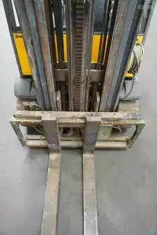 Elektryczne 3-kołowe 1999  Jungheinrich EFG DF18 MFGE120-300ZZ (5)