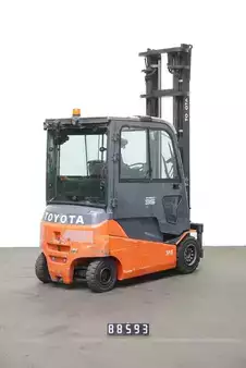 Electric - 4 wheels 2018  Toyota 8FBMT35 (2)