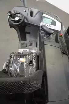 Chariots à mât rétractable 2020  Still FM-X 10 (3)
