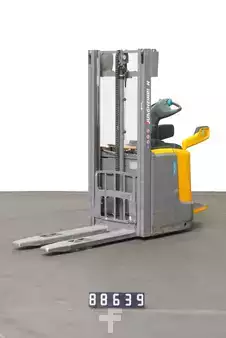 Pallet Stackers 2020  Jungheinrich ERC 212 (1)