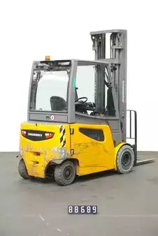 Carrelli elettrici 4 ruote 2017  Jungheinrich EFG 425ks (2)