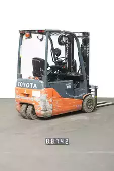 Elektro tříkolové VZV 2016  Toyota 8FBE16T (2)