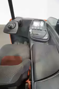 Skjutstativtruck 2015  BT RRE160 (3)