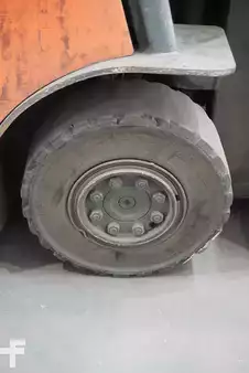 Electric - 4 wheels 2006  Toyota 7FBMF25 (6)