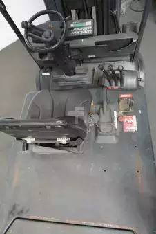 Elektryczne 4-kołowe 1999  Still R 60-50 (3)