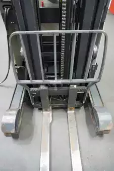 Reach Truck 2016  Crown ESR 5260-20 OPT 4 (5)