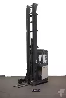Reach Trucks 2016  Crown ESR 5260-20 OPT 4 (1)