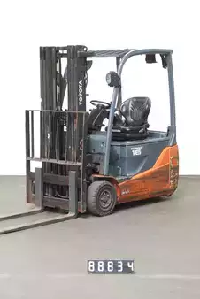 Elektro tříkolové VZV 2017  Toyota 8FBE16T (1)